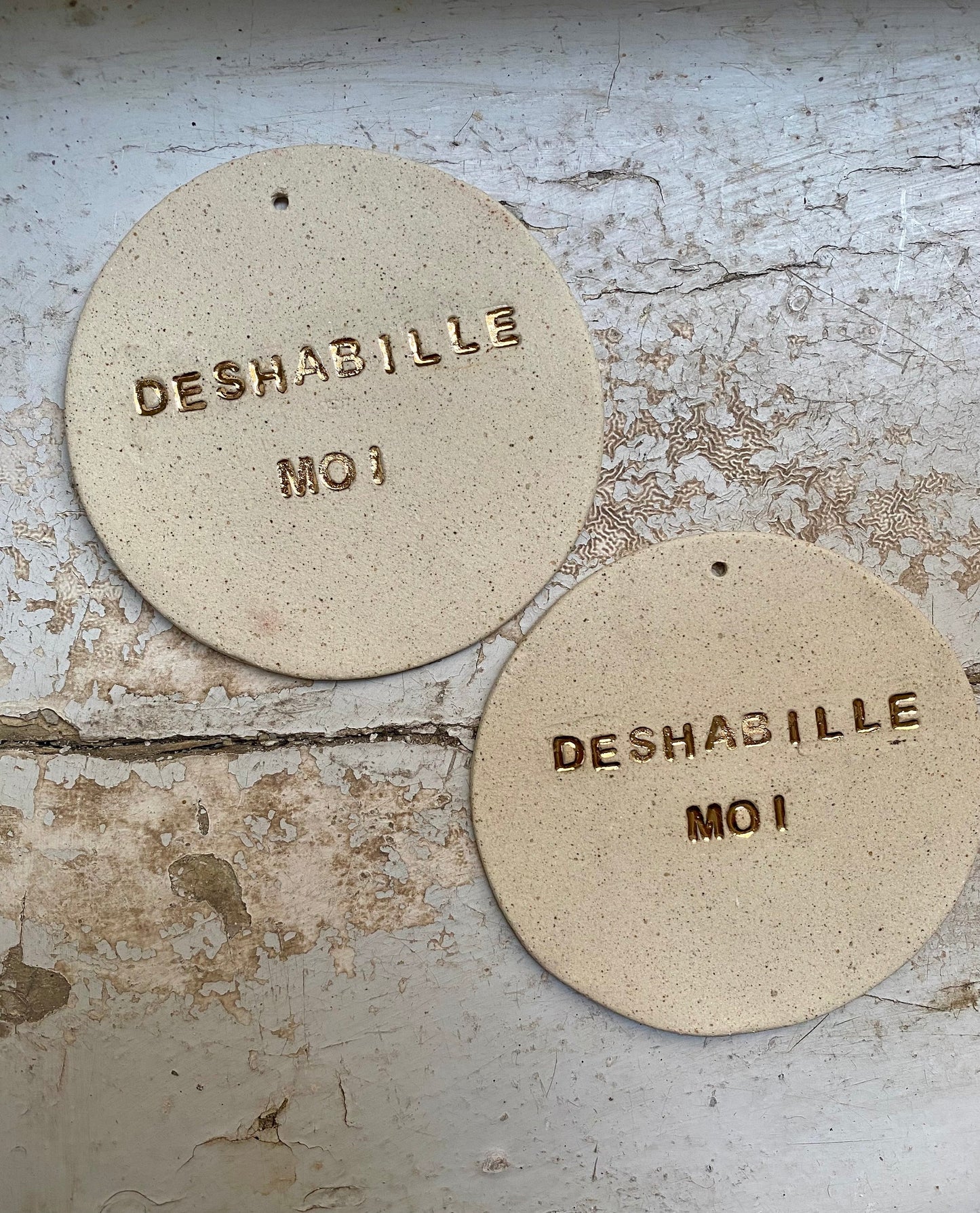 DESHABILLE MOI