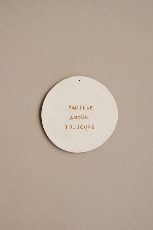 FAMILLE AMOUR TOUJOURS