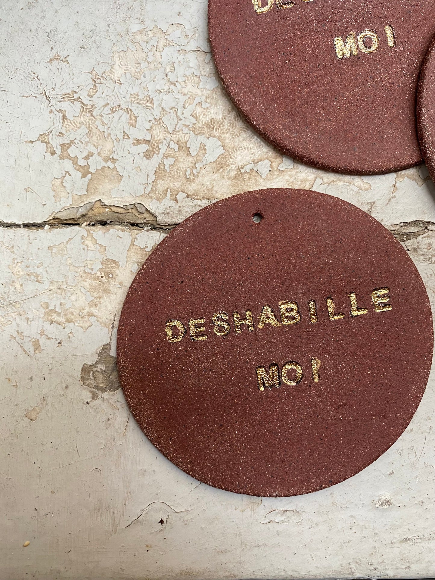 DESHABILLE MOI